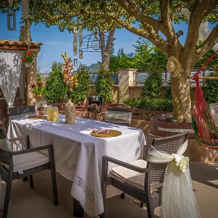 Holiday home Venetian Hill House